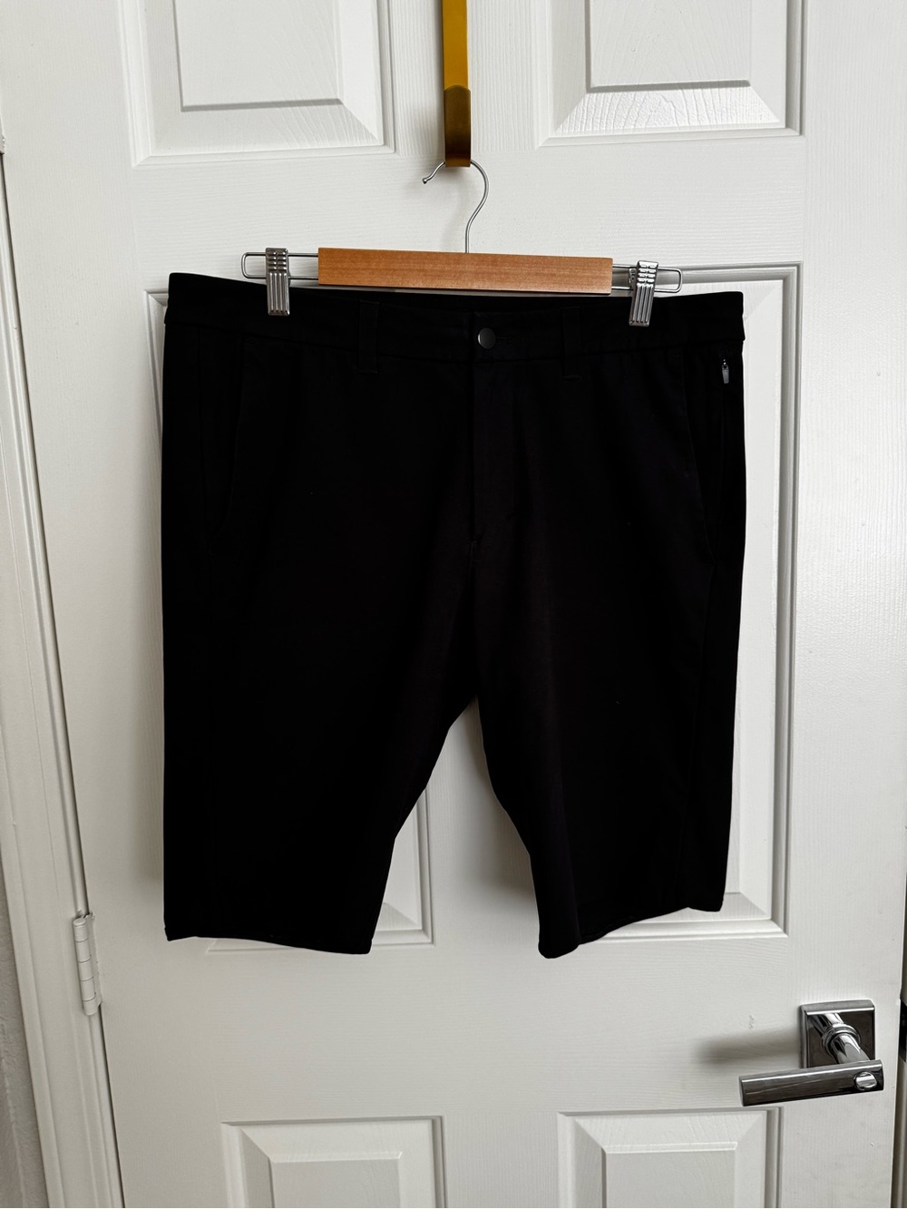 Black Lulu Lemon Golf Shorts